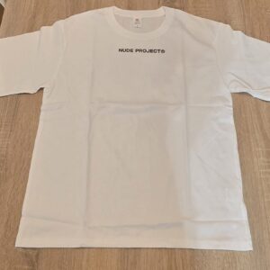 Camiseta nude projet