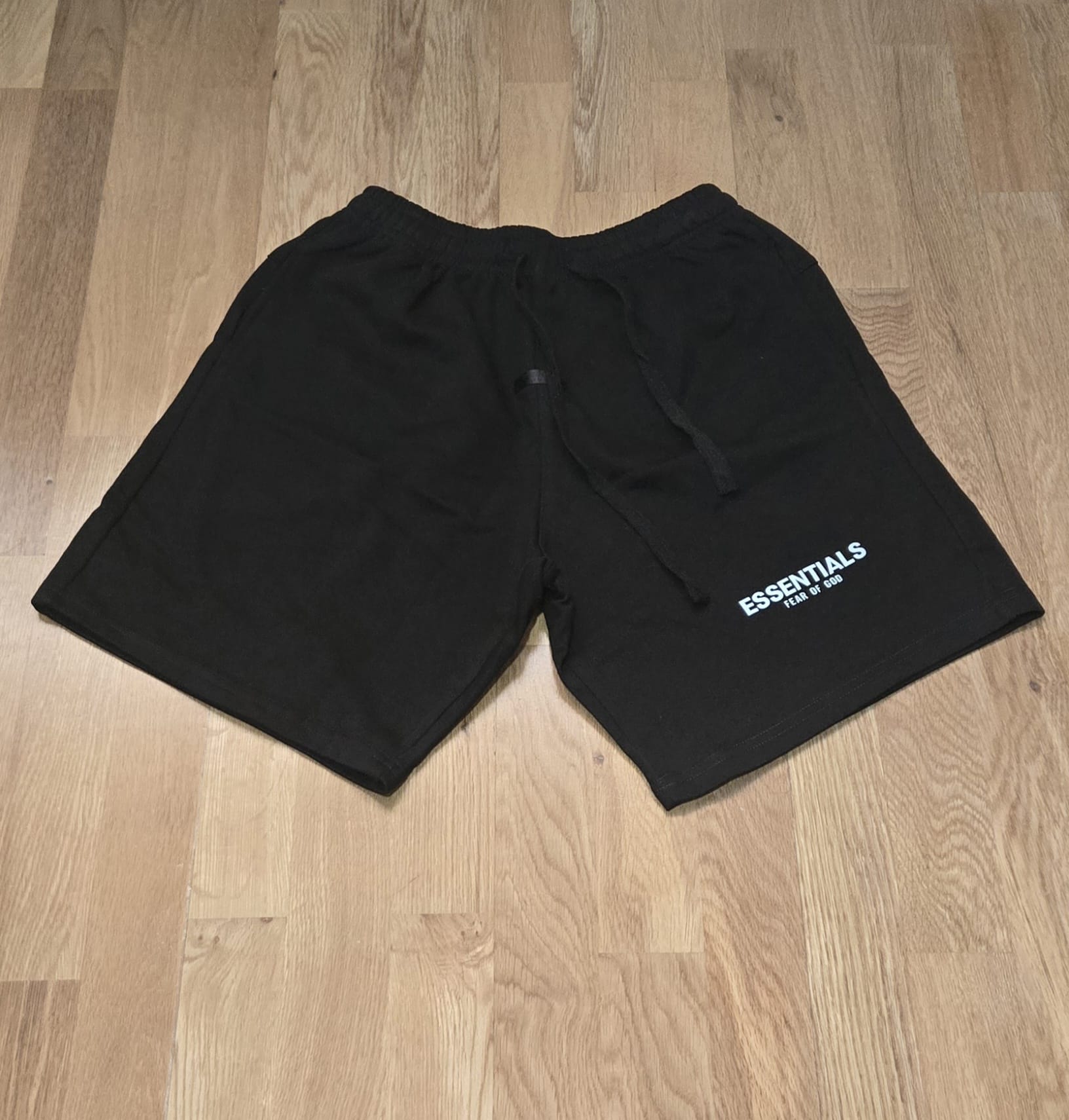Pantalón corto hombre essentials