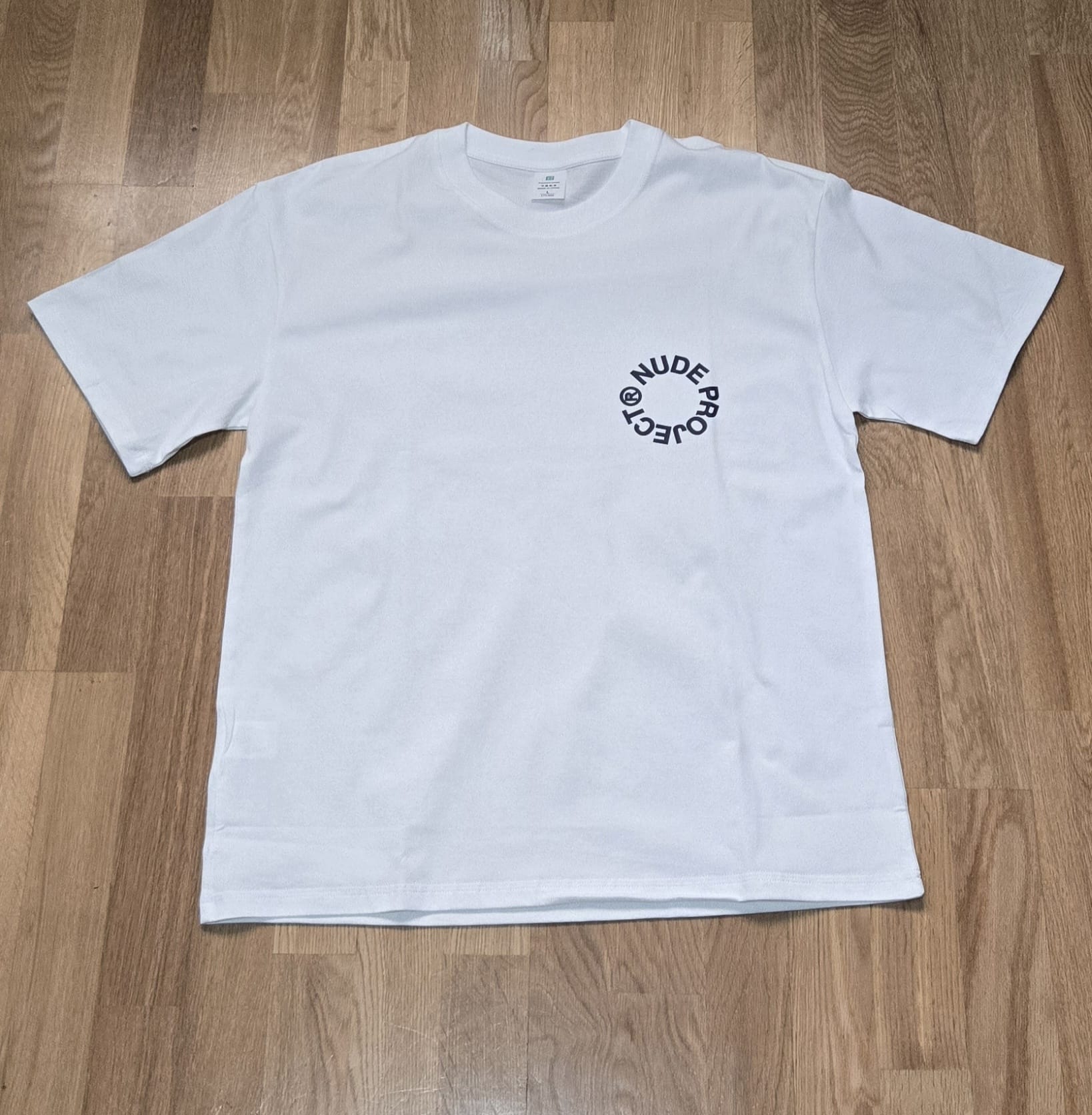 Camiseta hombre nude projet