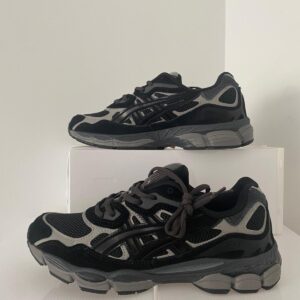Zapatillas asísc