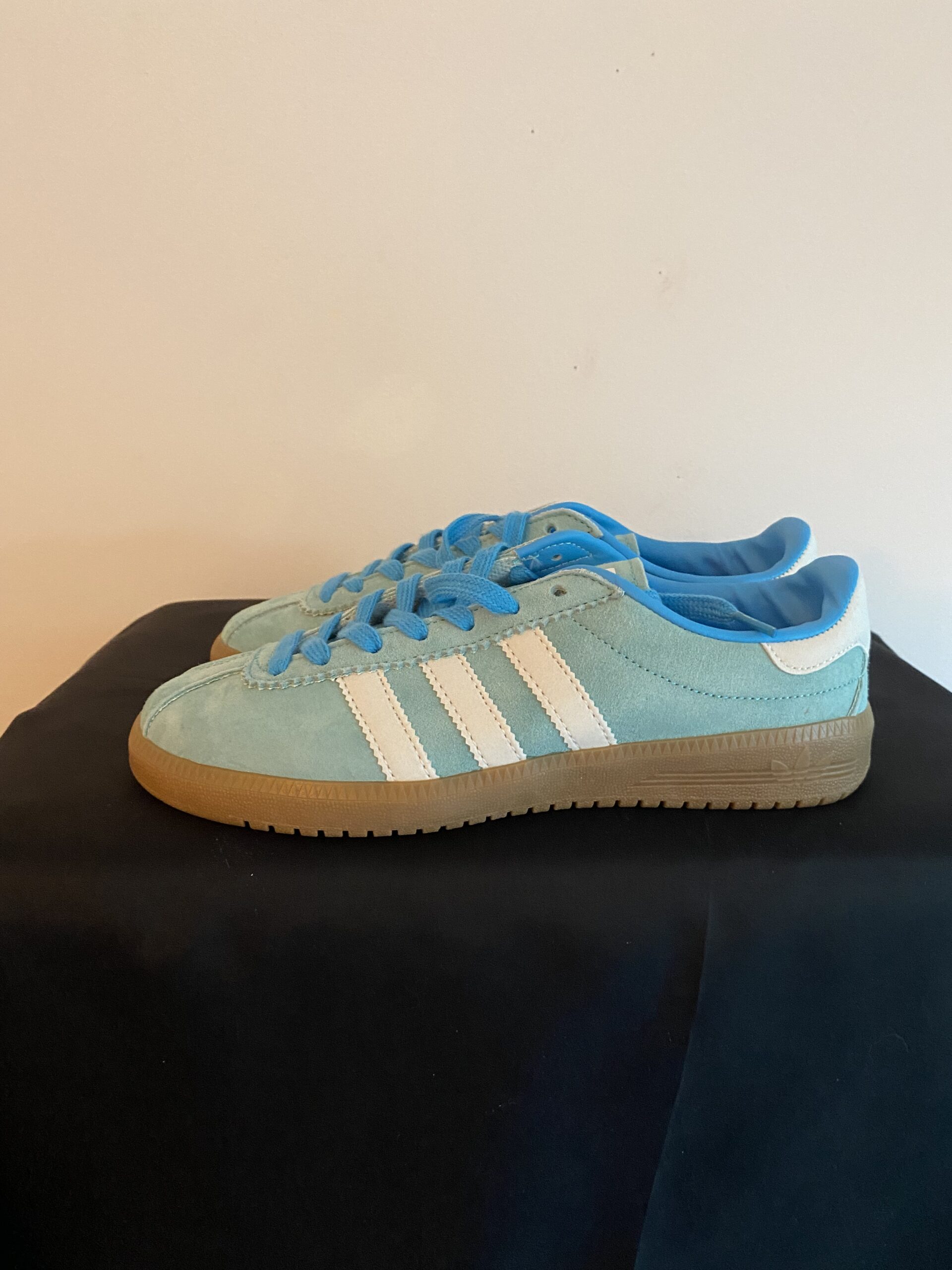 Zapatillas Adidas bermuda