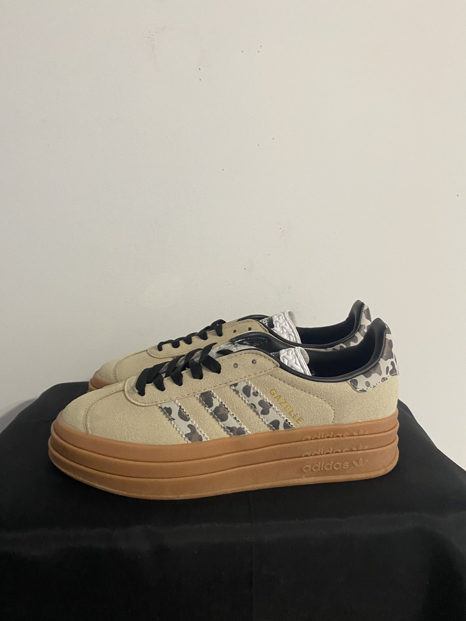 Zapatillas Adidas Gazelle pony leo plataforma