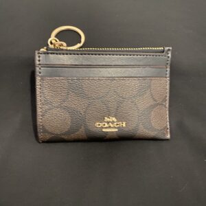 Monedero Coach