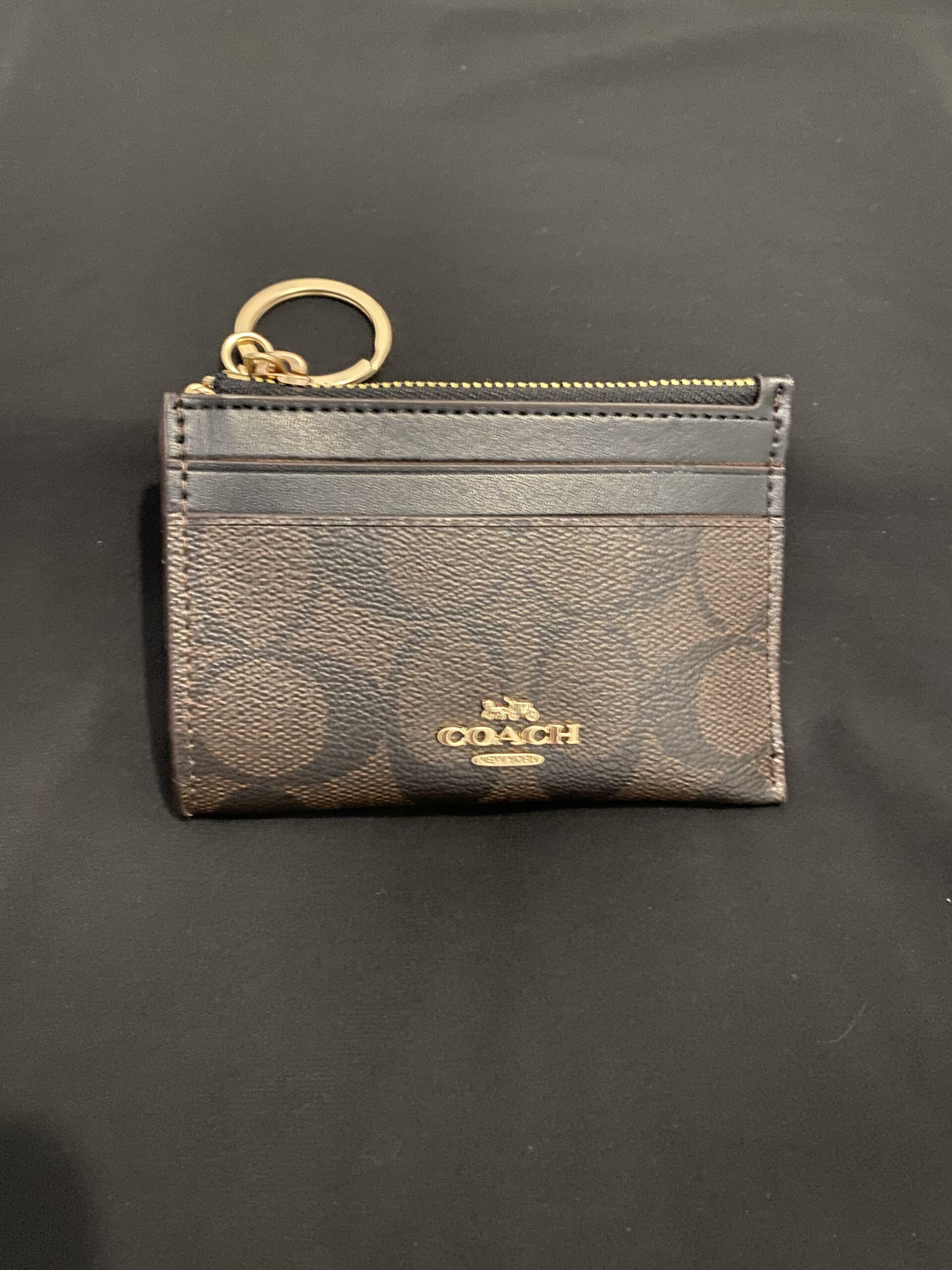 Monedero Coach