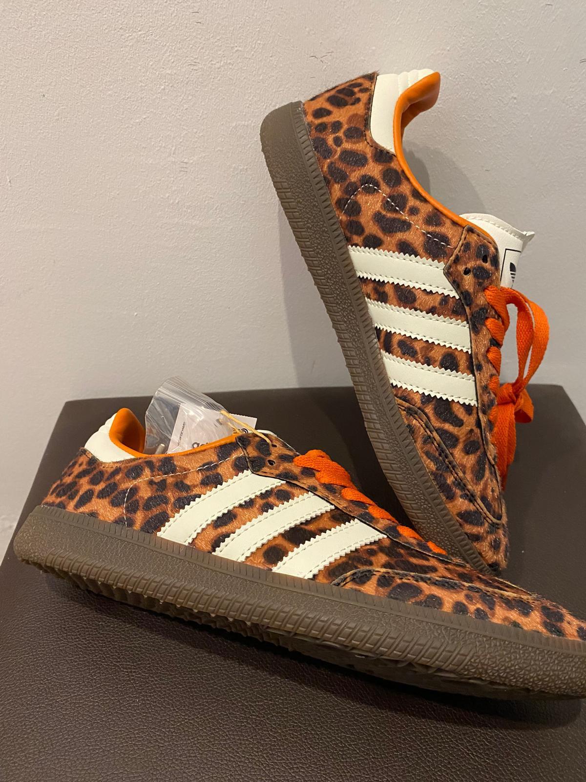 Zapatillas Adidas samba pony leo