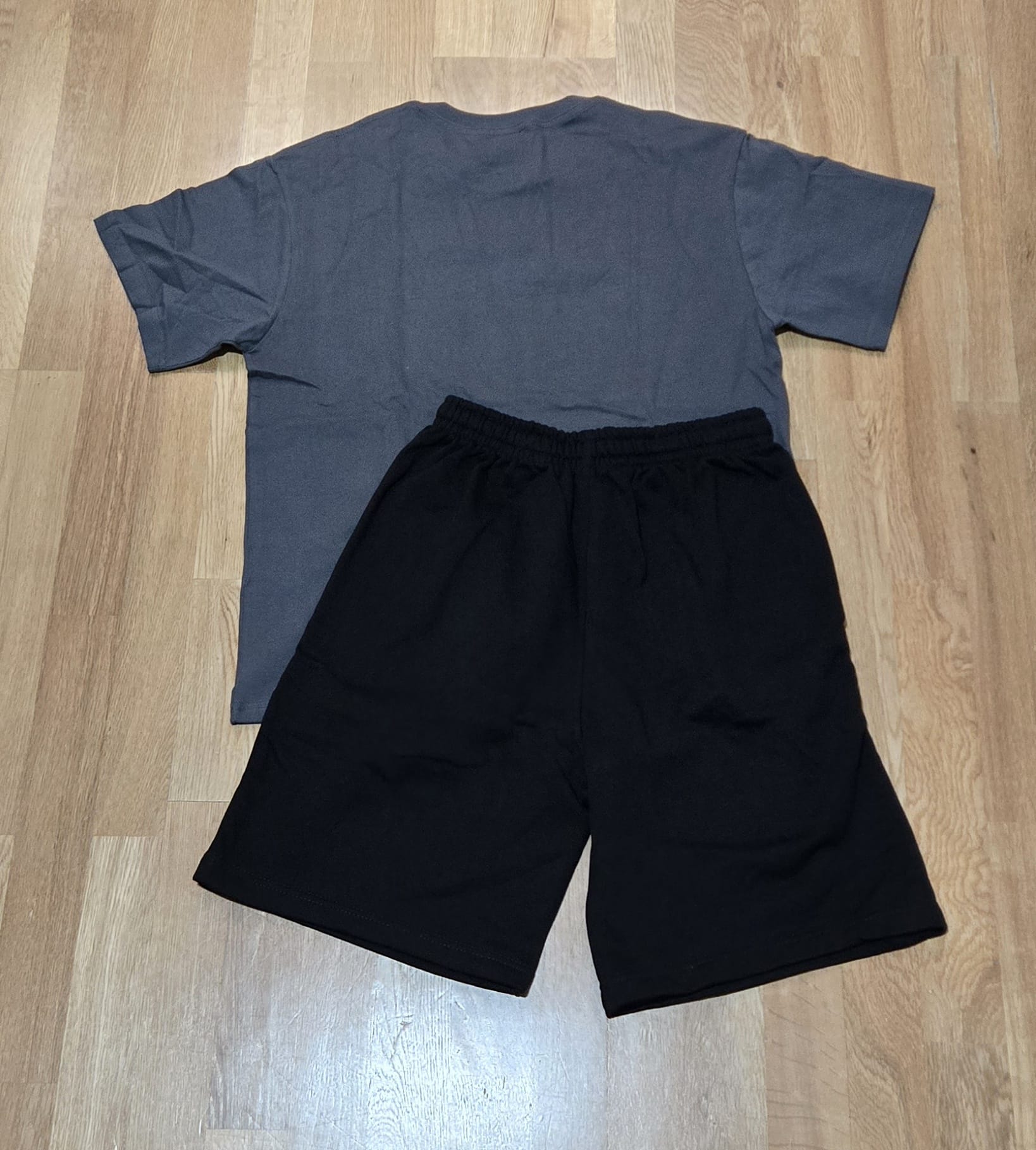 Conjunto hombre Quicksilvers - Imagen 2