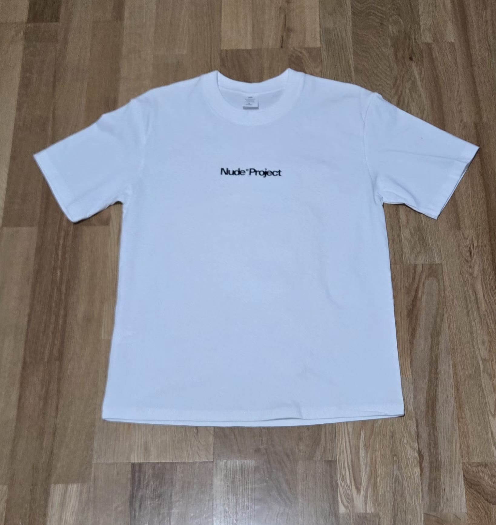 Camiseta de hombre nude projets