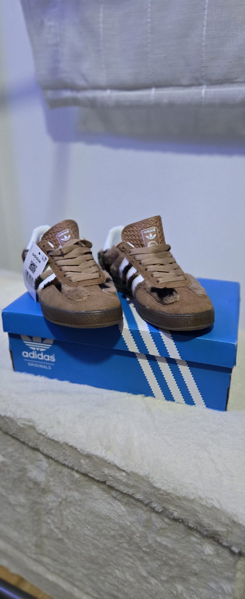 Zapatillas Adidas gazelle - Imagen 4