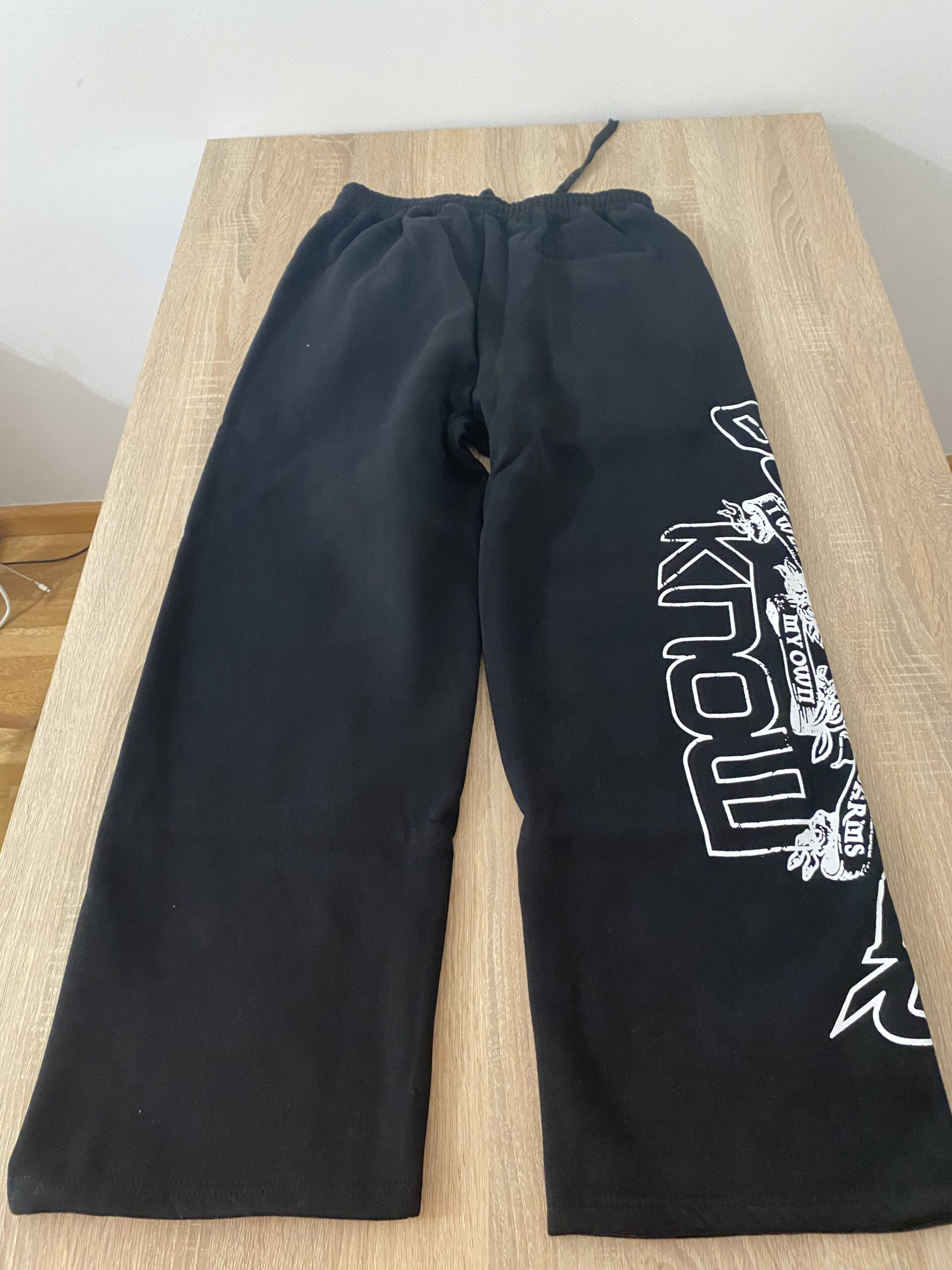 Pantalón largo hombre corteiz - Imagen 3