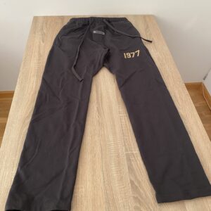 Pantalón hombre essentials