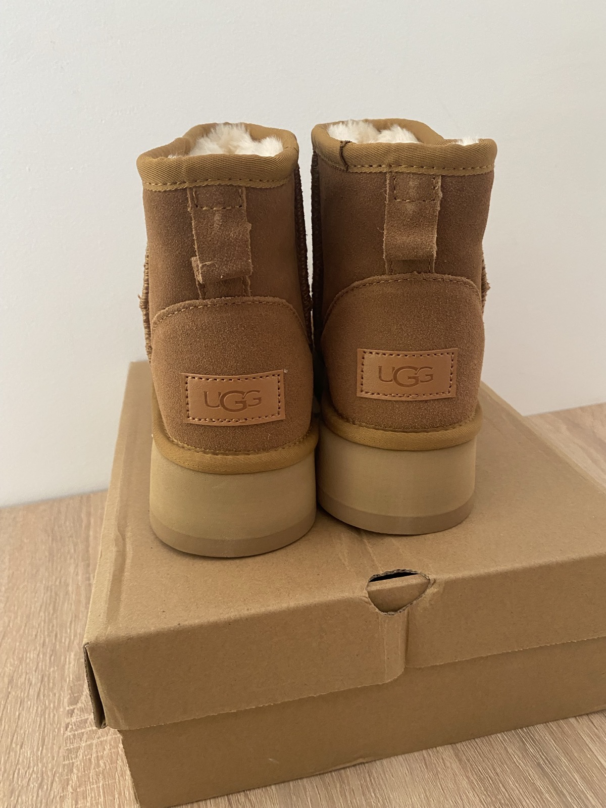 UGG PLATAFORMA - Imagen 3