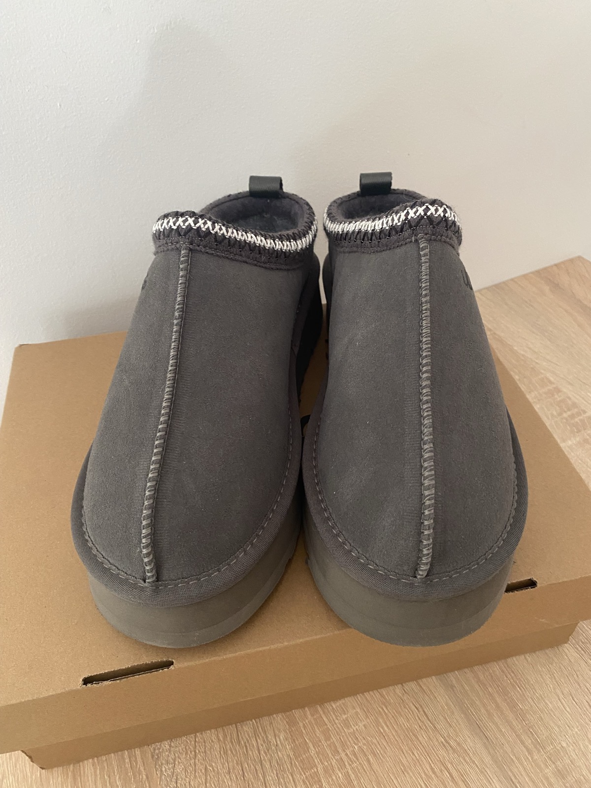 UGG ZUECO PLATAFORMA - Imagen 2