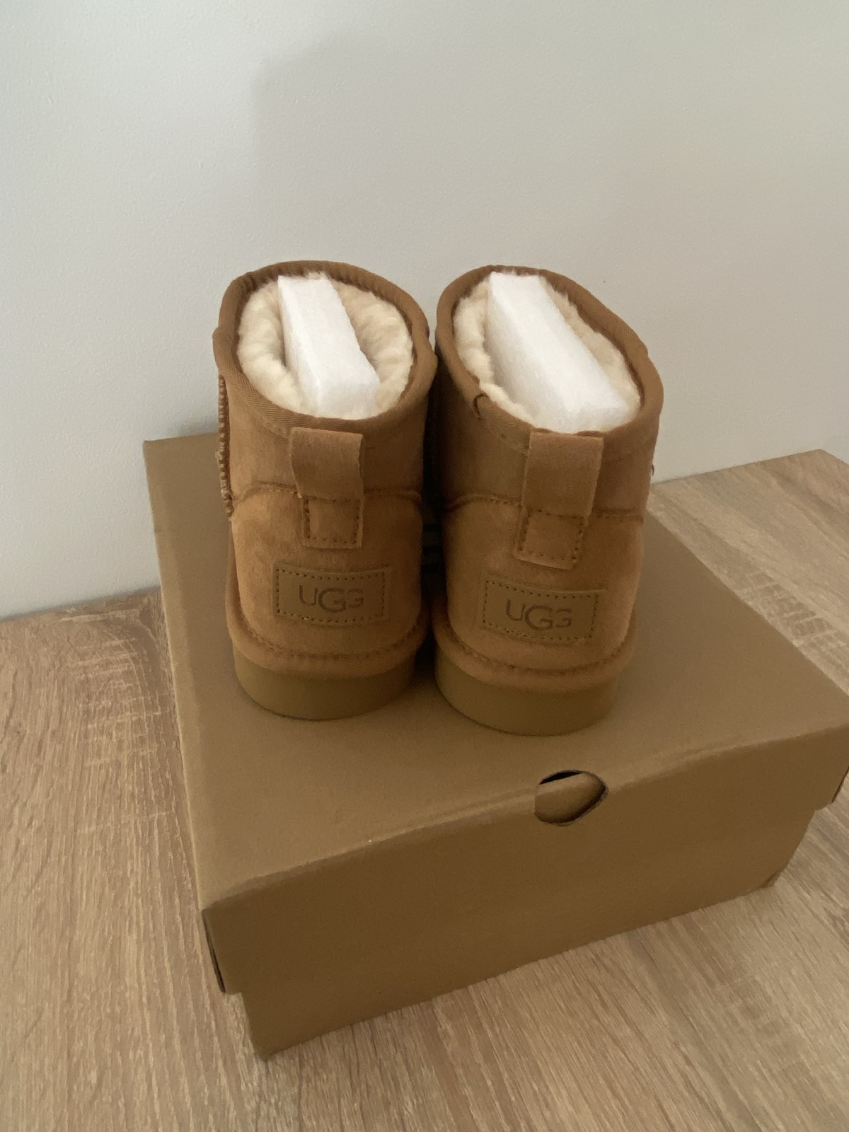 UGG BOTA BAJA - Imagen 3