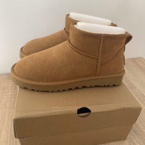 UGG BOTA BAJA